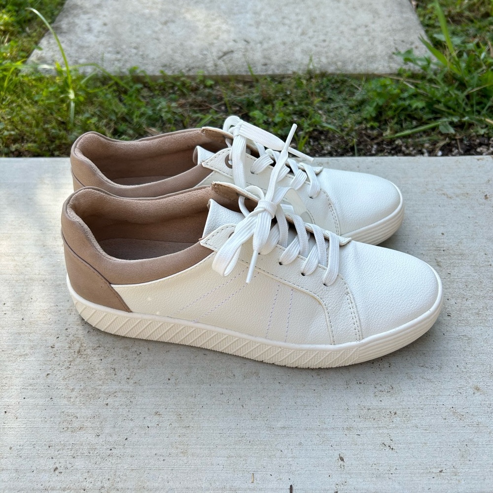 Soul Naturalizer women’s sneakers size 7